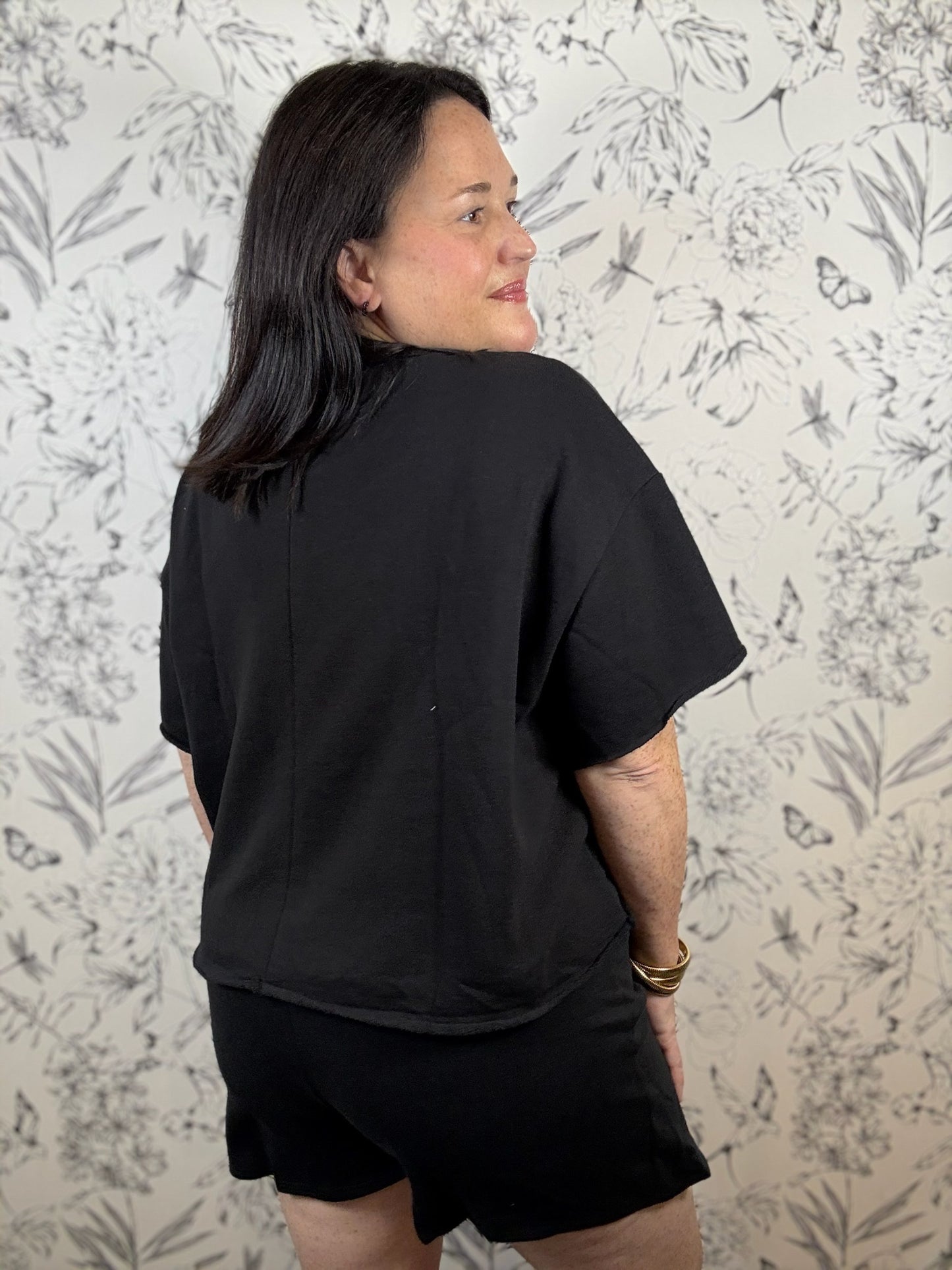 Sideline Staple Tee Black - Best & Co. Boutique