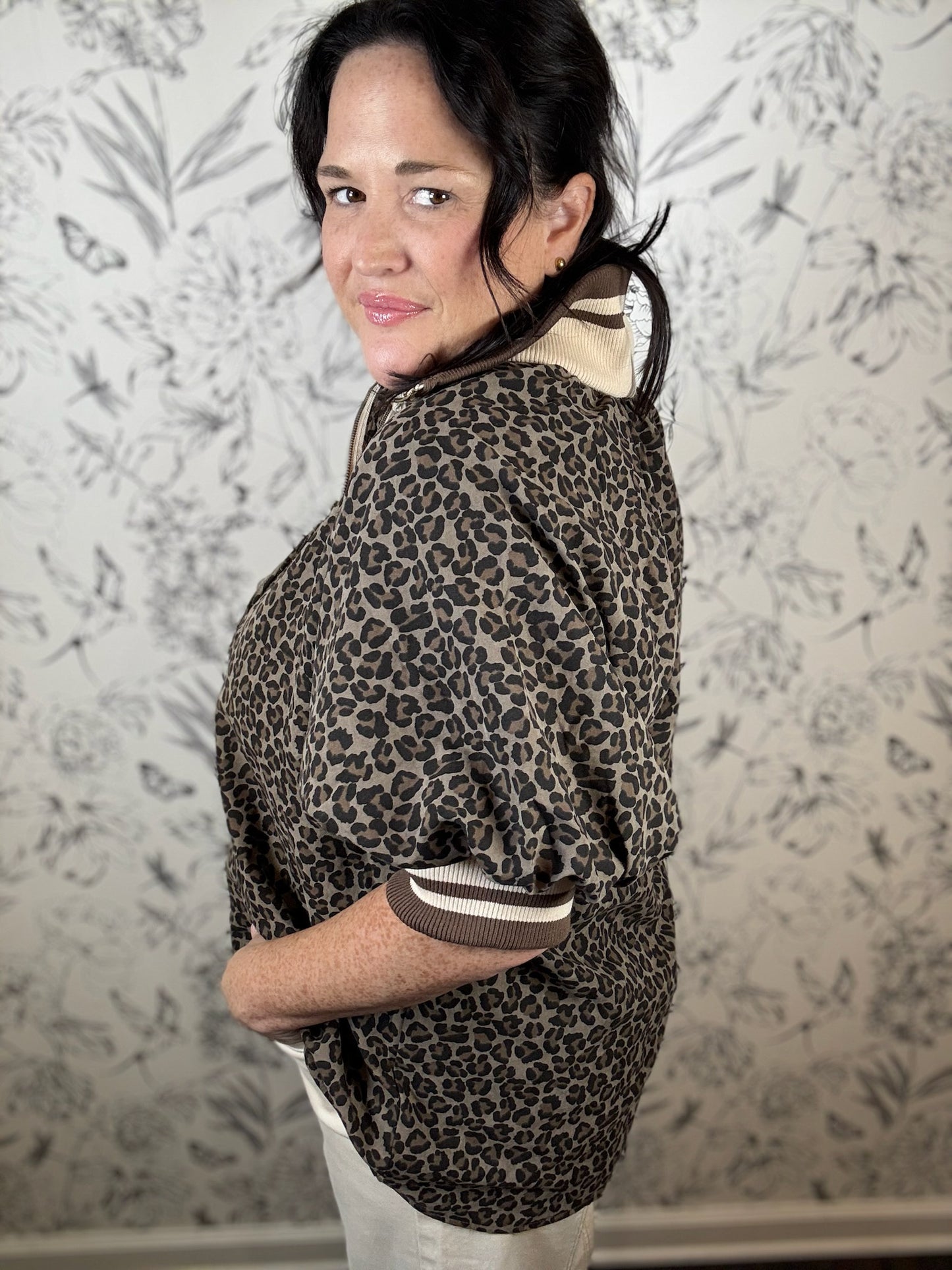 Chic Instinct Half Zip Curvy - Best & Co. Boutique