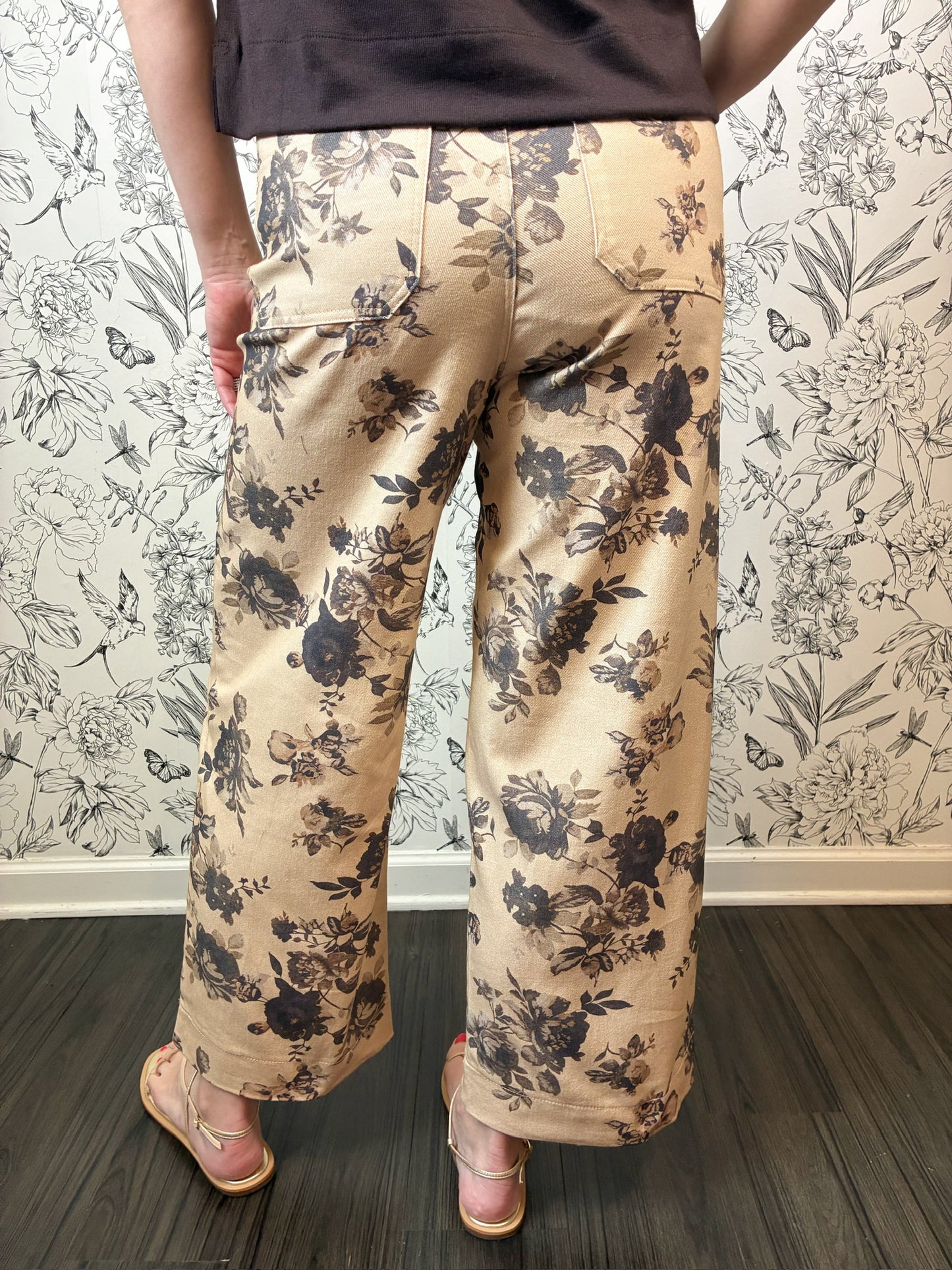 Cream Petal Trouser - Best & Co. Boutique