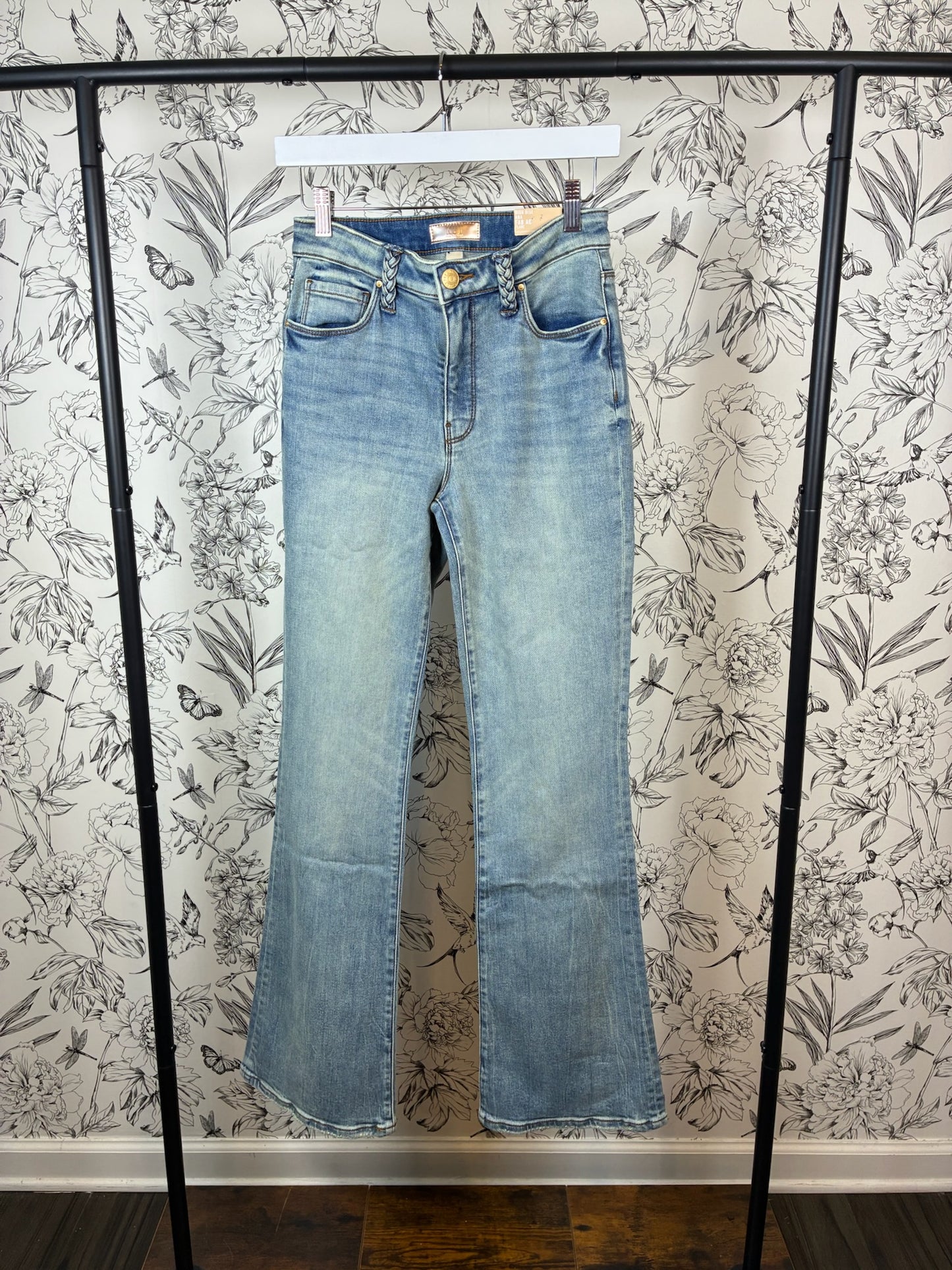 Ana Confidence Wash - Best & Co. Boutique