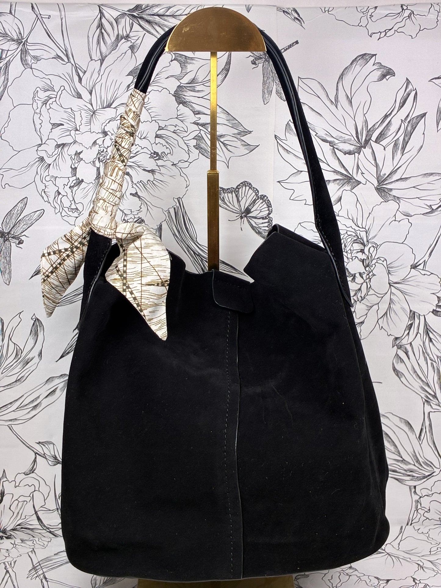 Suede Honey Hobo Black - Best & Co. Boutique