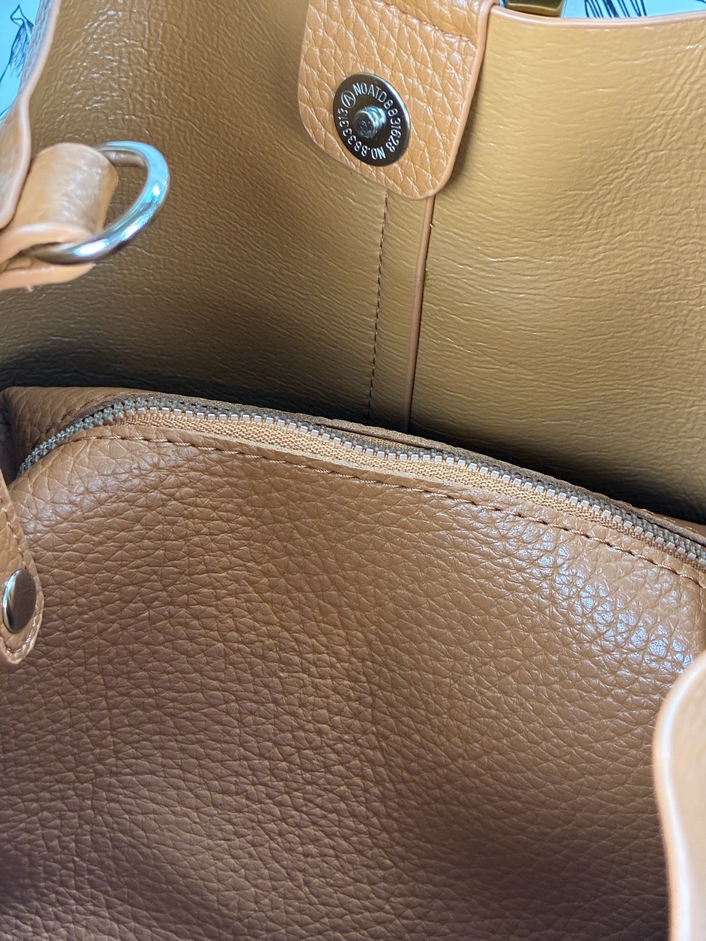 Honey Hobo in Camel