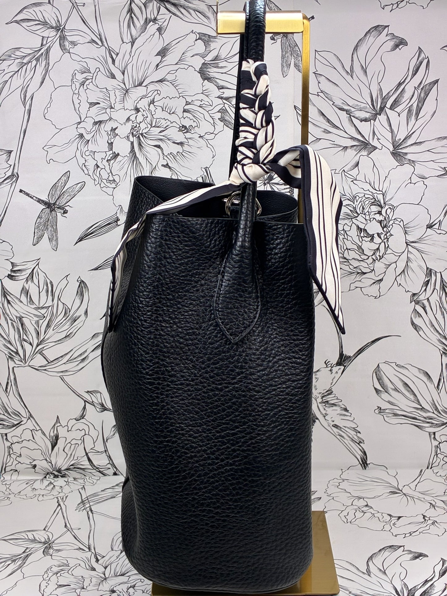 Honey Hobo in Black