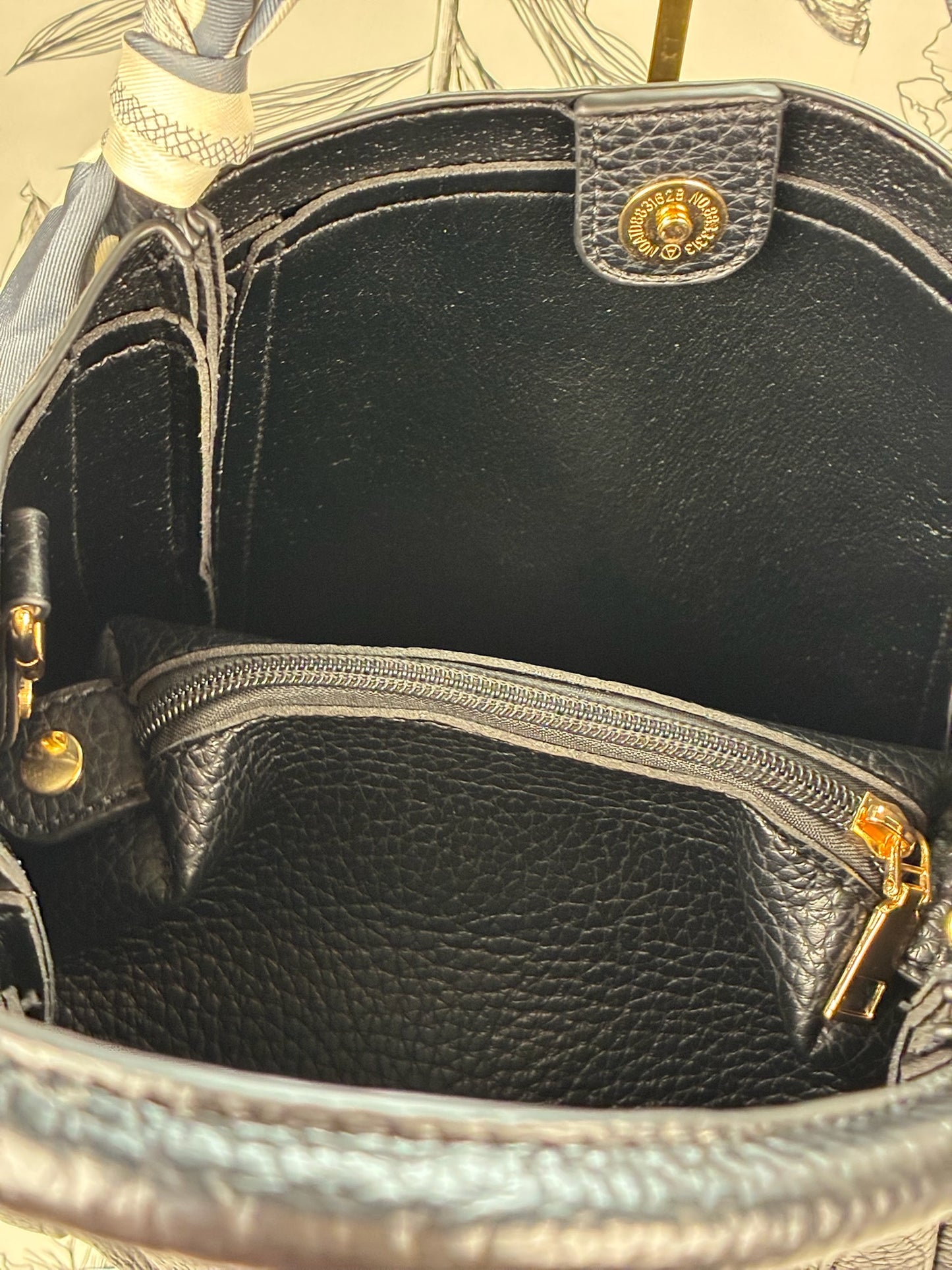 Honey Square Satchel Black