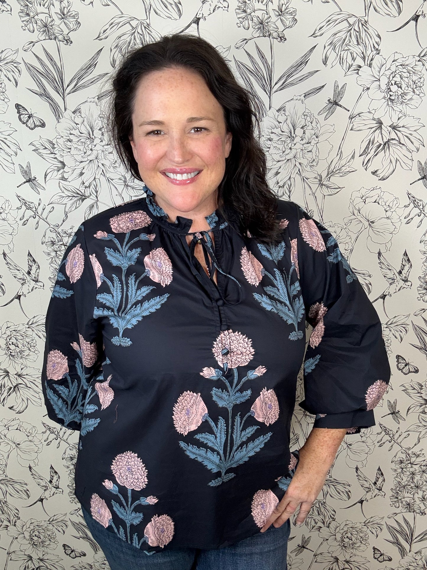 navy block print floral 3/4 sleeve blouse ENTRO