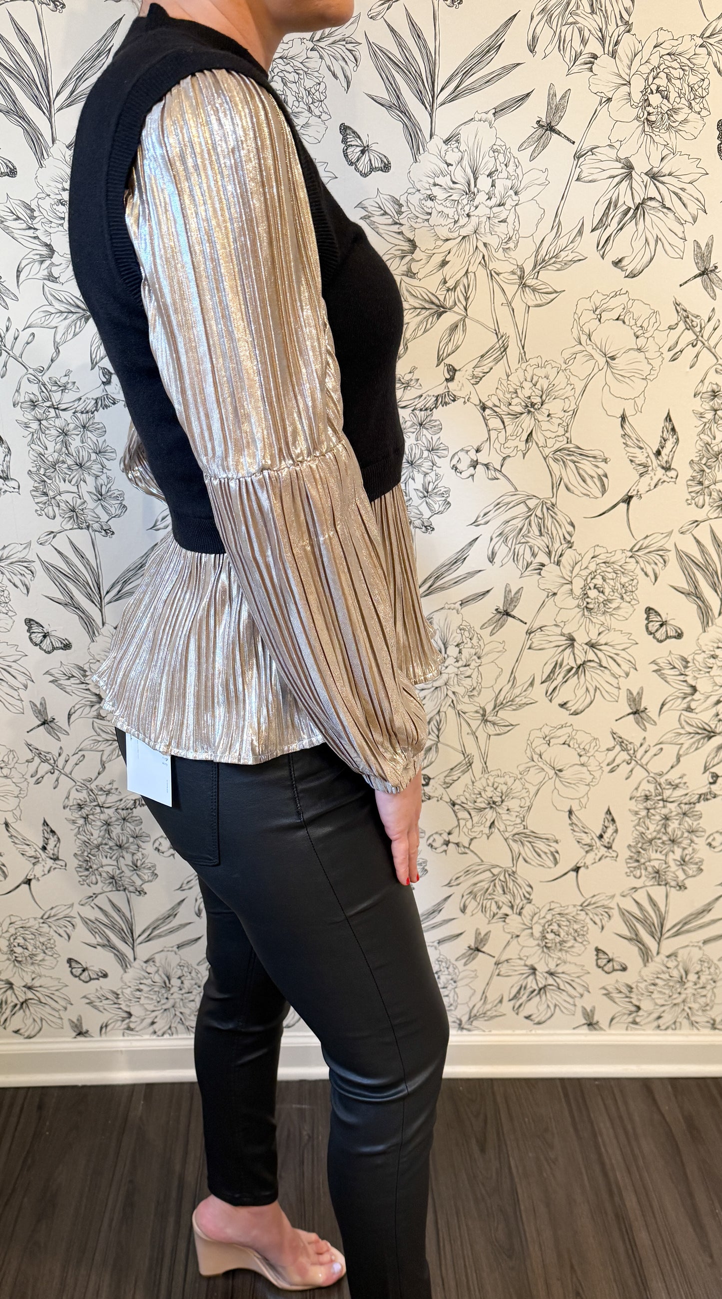 The Cree Metallic top - Best & Co. Boutique