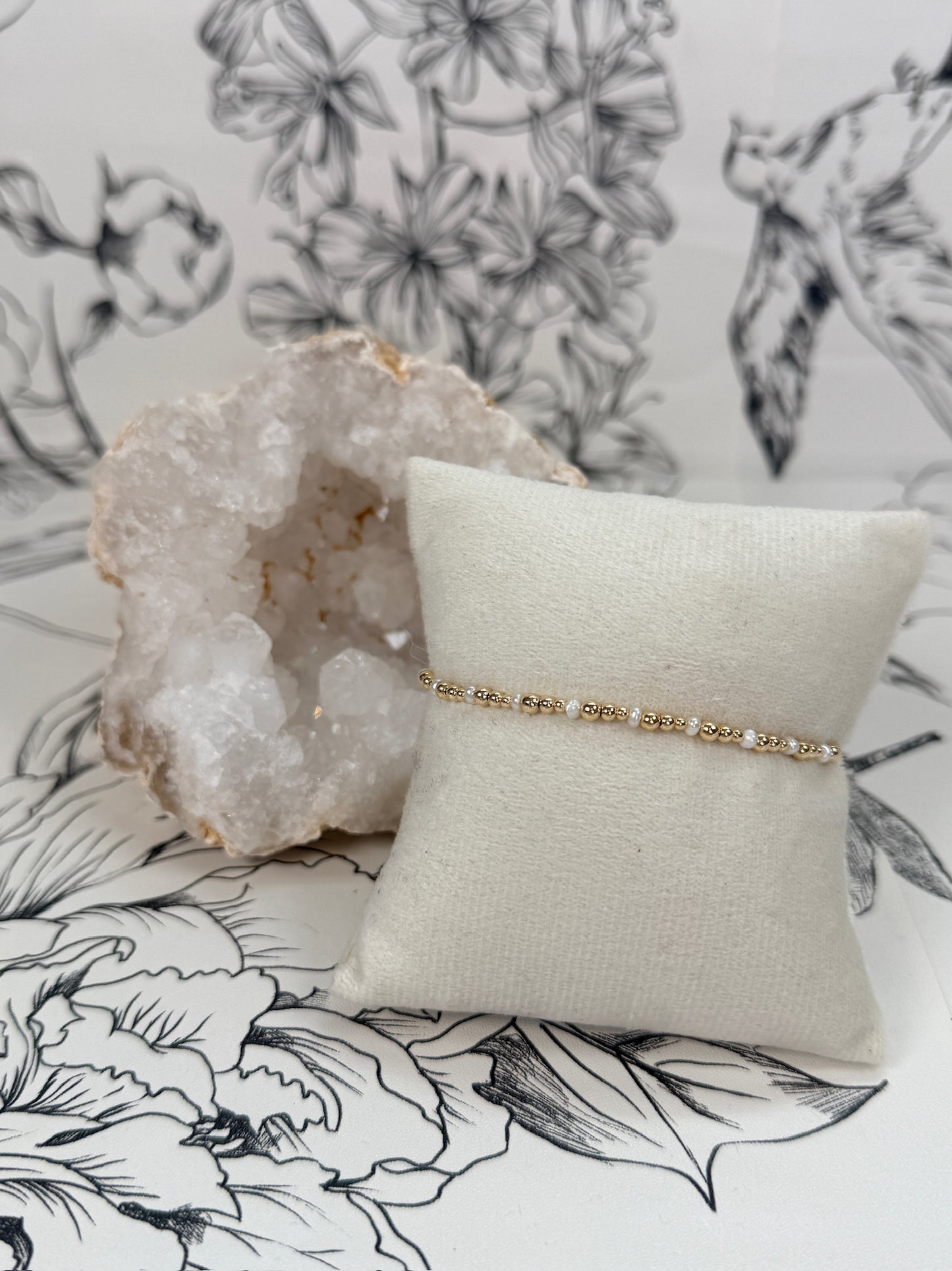 gold pearl stretch beaded bracelet BARA BOHEME