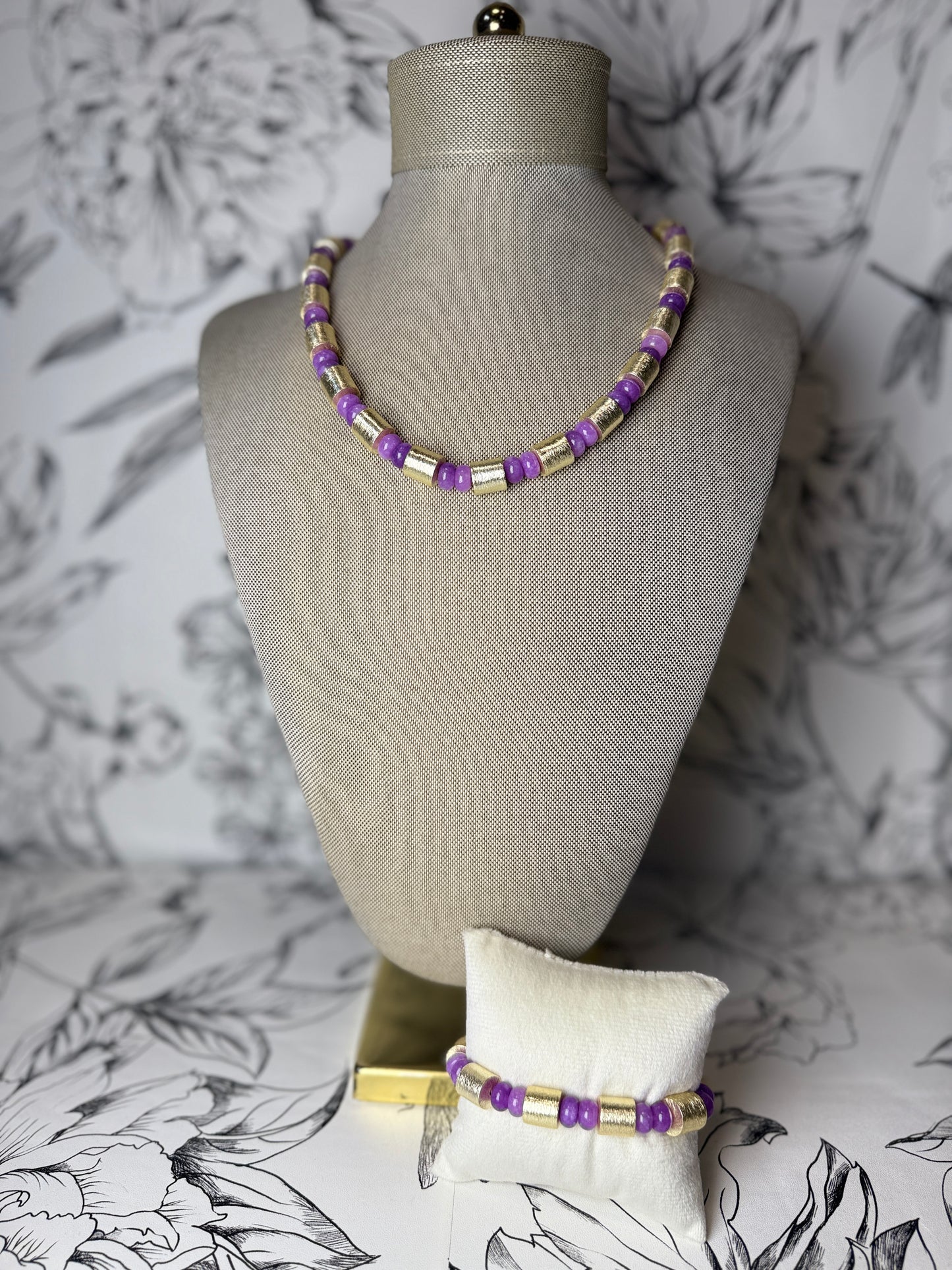 St. Germain Collar Necklace - Best & Co. Boutique