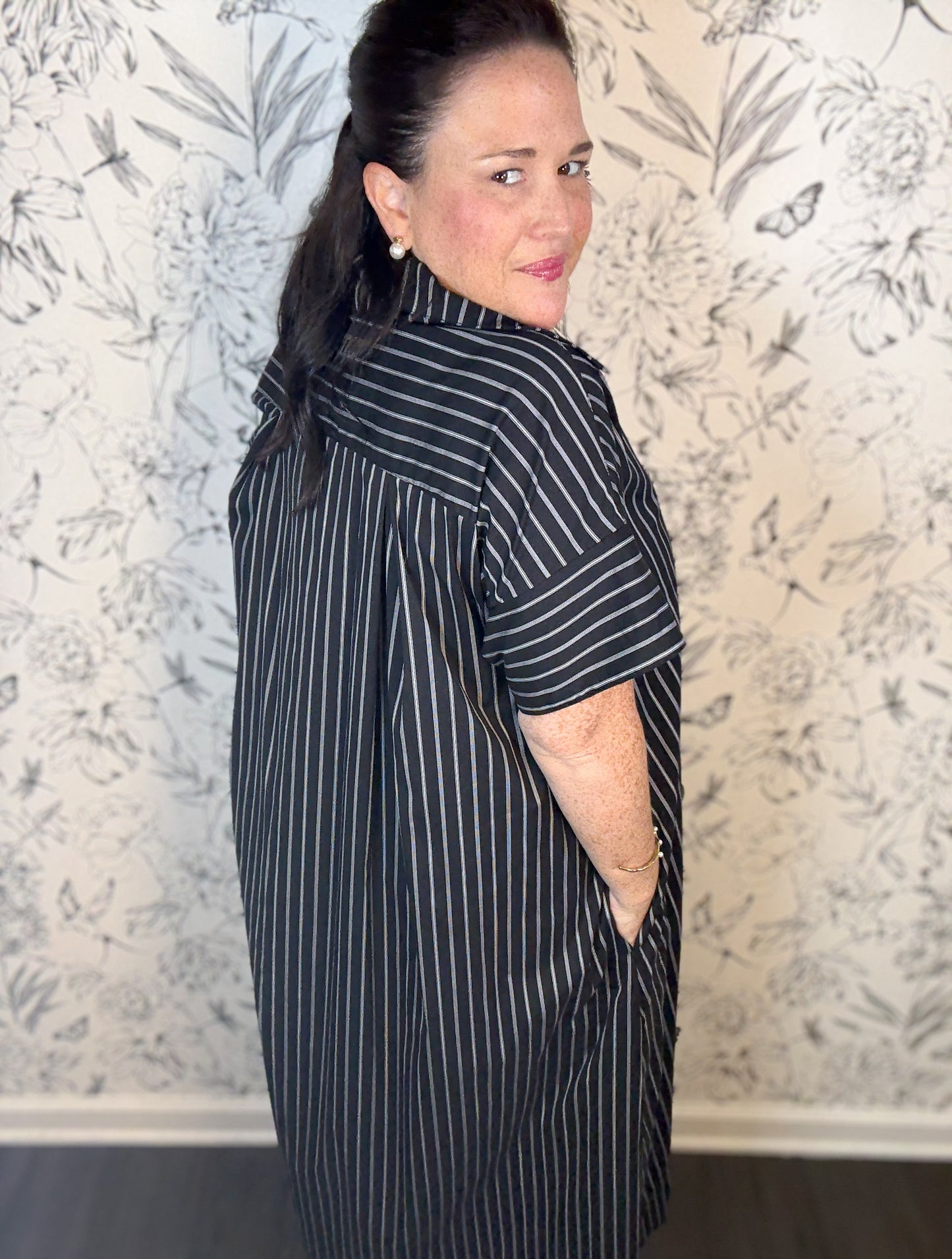 Manhattan Lines Midi - Best & Co. Boutique
