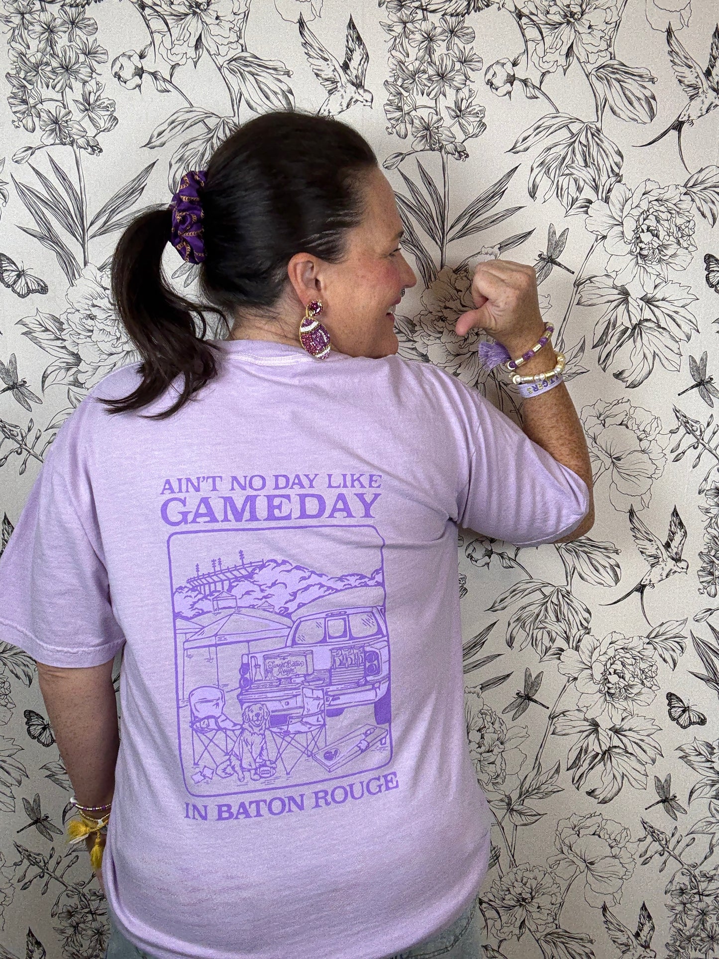 Ain't No Day Like Gameday Pocket T-Shirt - Best & Co. Boutique