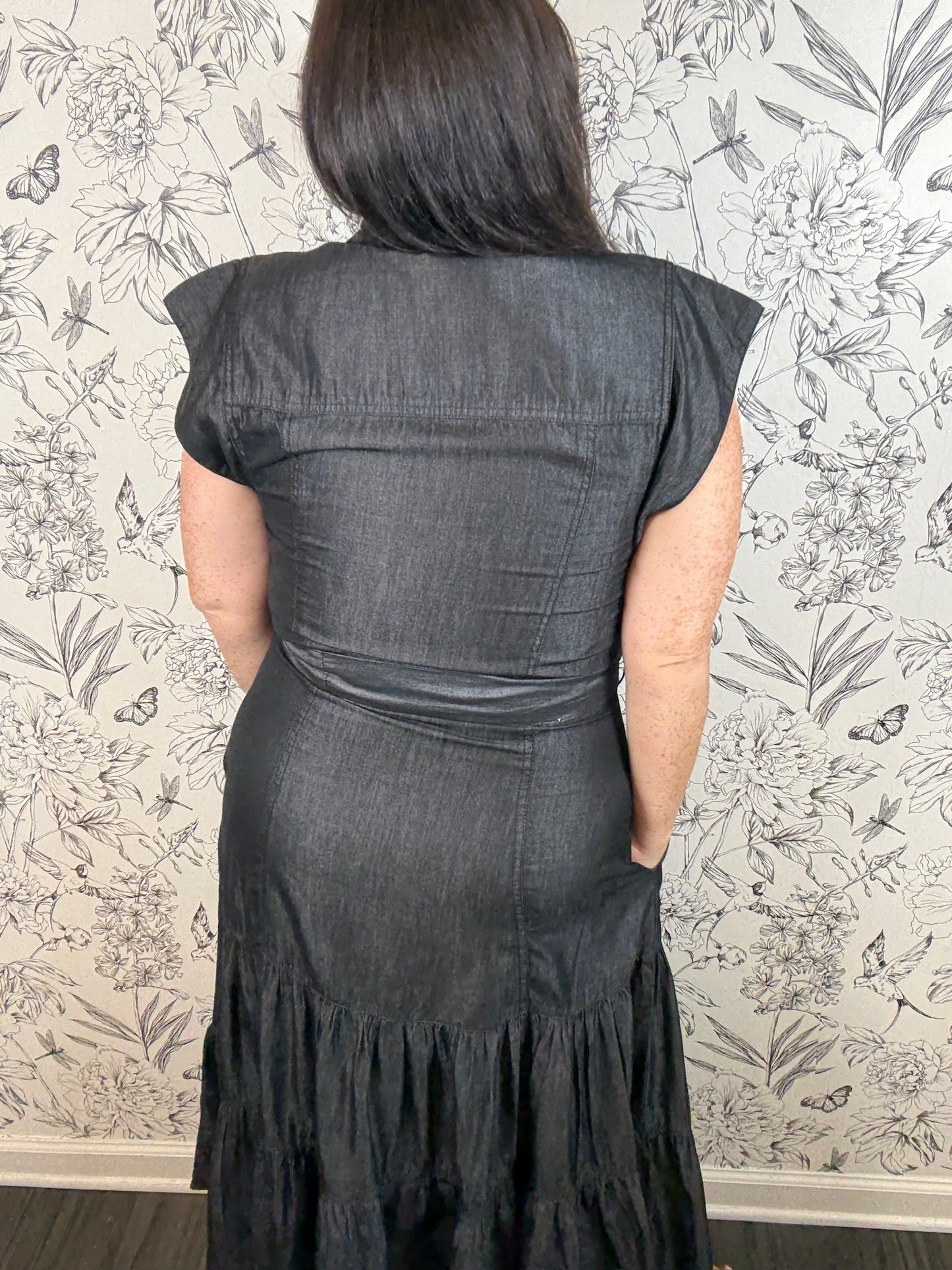 Shadow Stroll Midi - Best & Co. Boutique