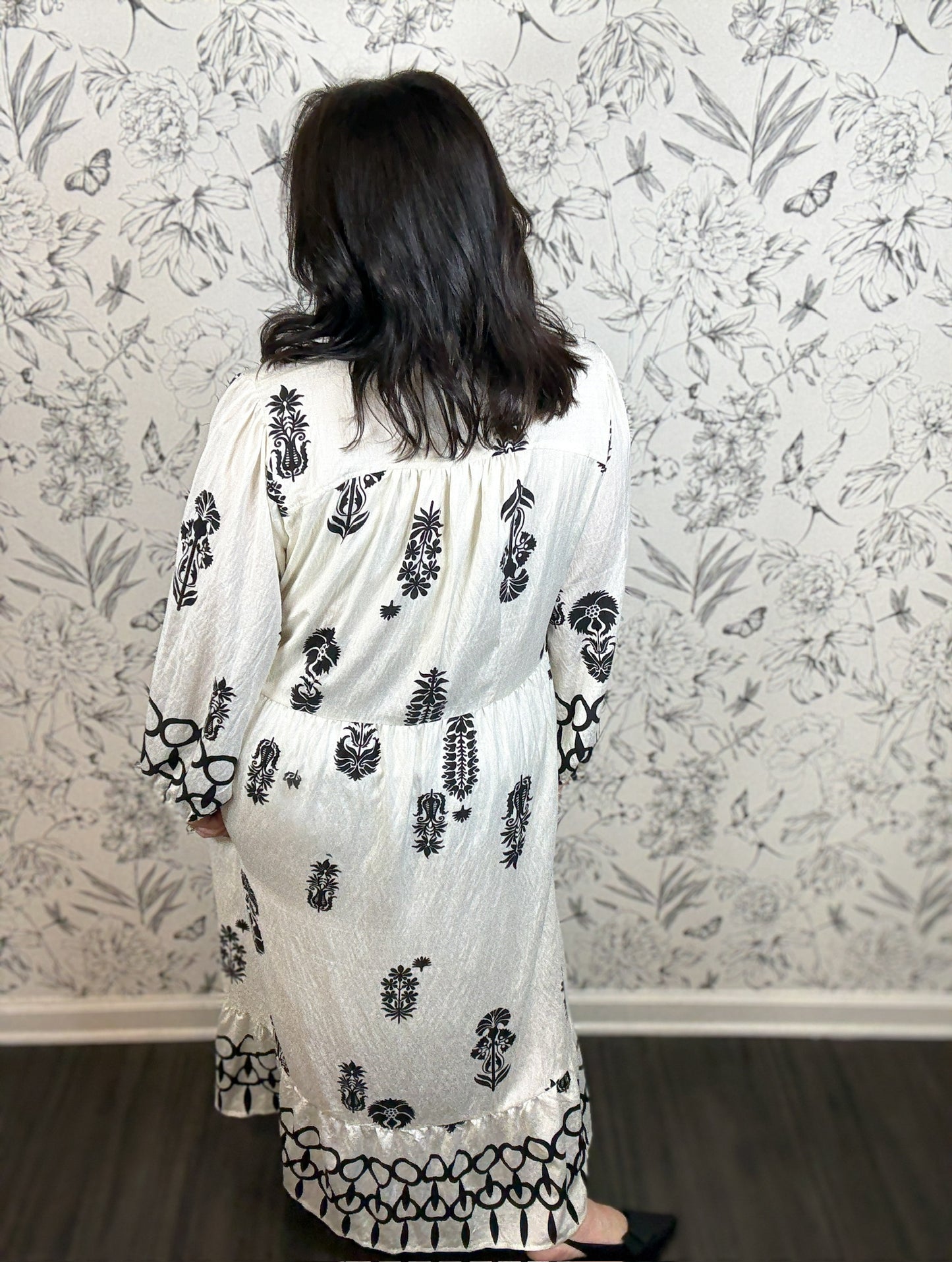 Flora Printed Midi Curvy - Best & Co. Boutique