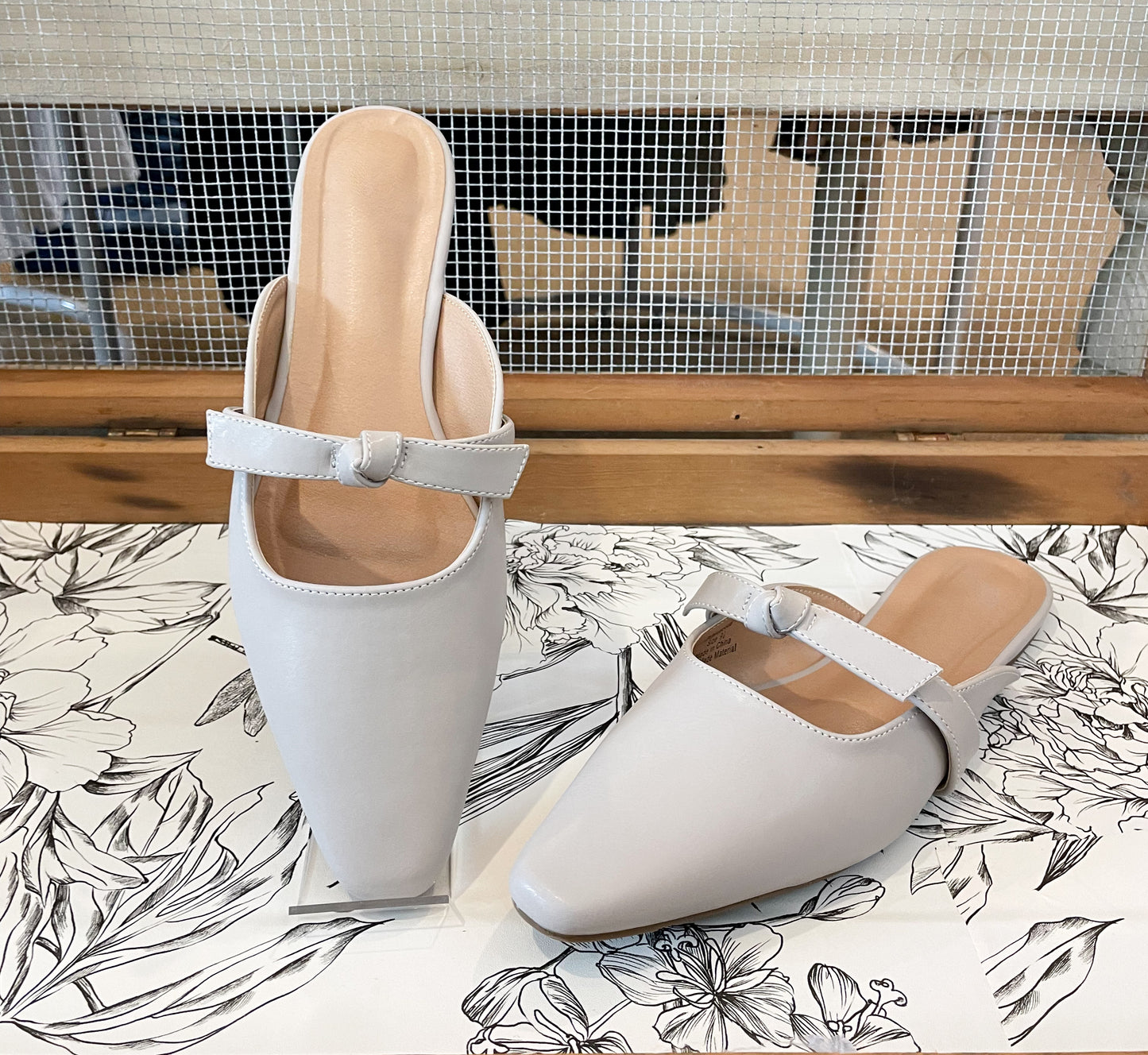 Missie Muled Slide - Best & Co. Boutique