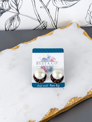 Vintage Leopard Pearl Stud Earrings