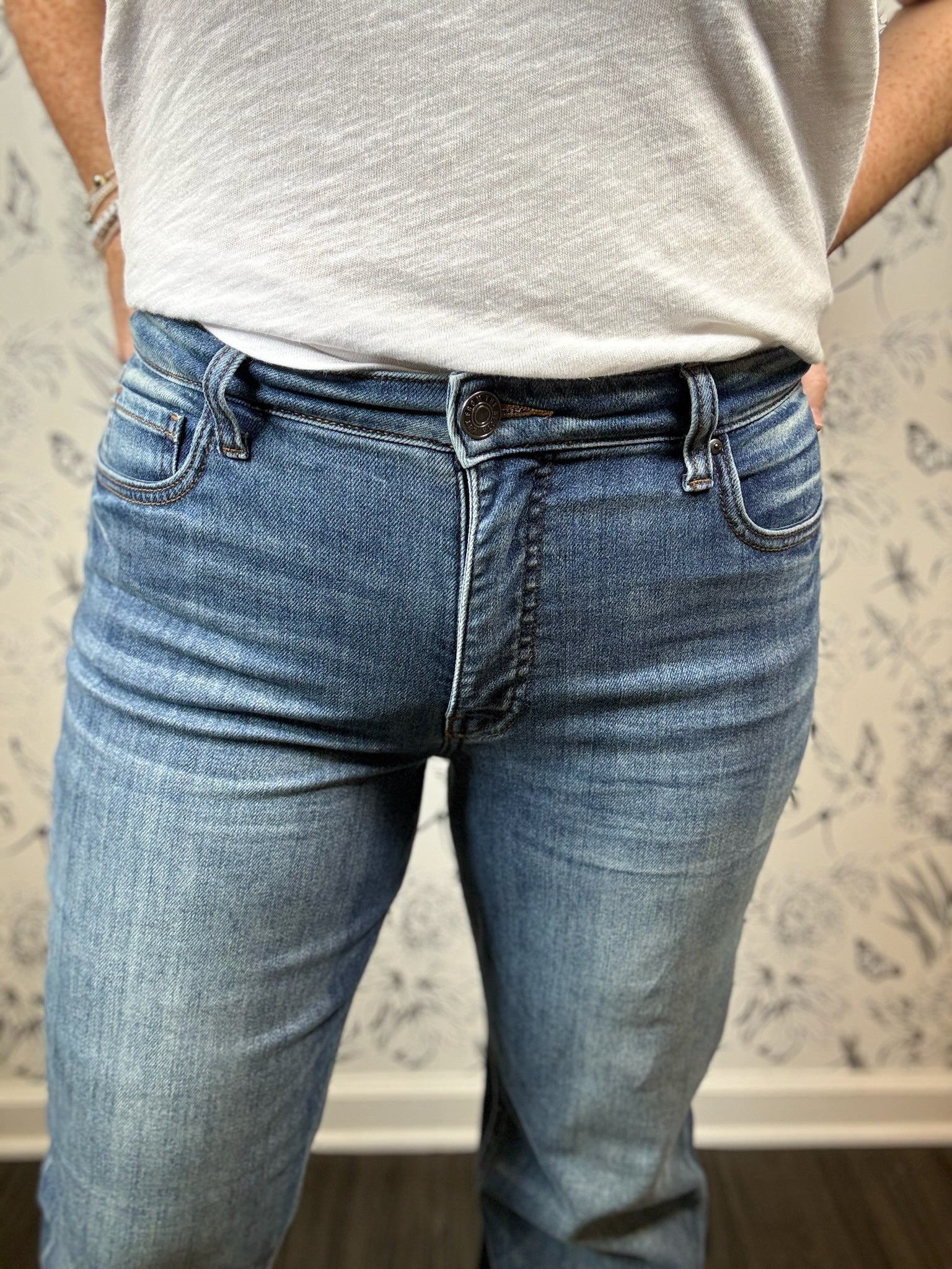 Kelsey Ankle Flare Rigor - Best & Co. Boutique