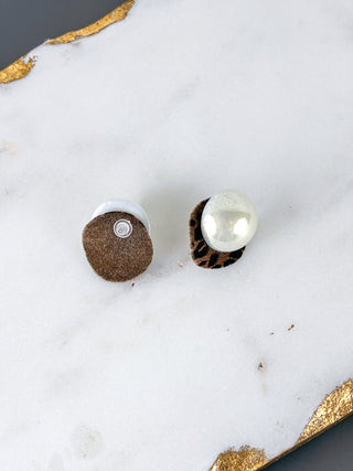 Vintage Leopard Pearl Stud Earrings