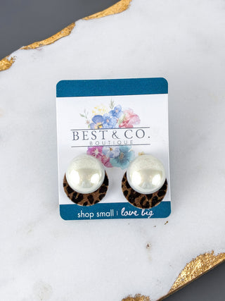 Vintage Leopard Pearl Stud Earrings