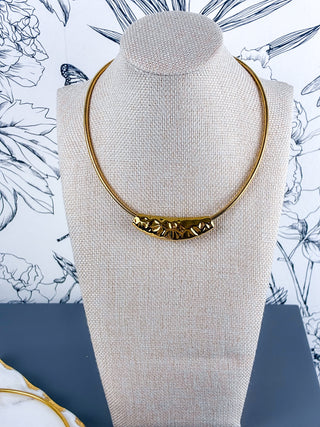 Delilah Hammered Magnetic Necklace | 18k Gold