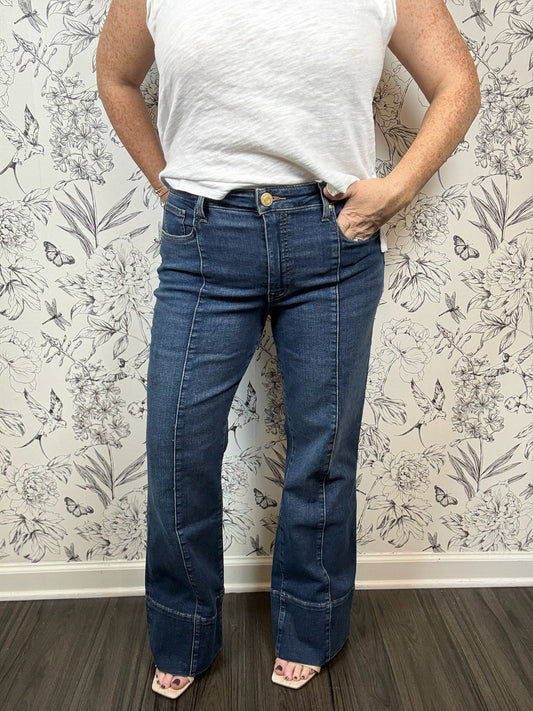 Kelsey, Kut from the Kloth, front seam, wide hem