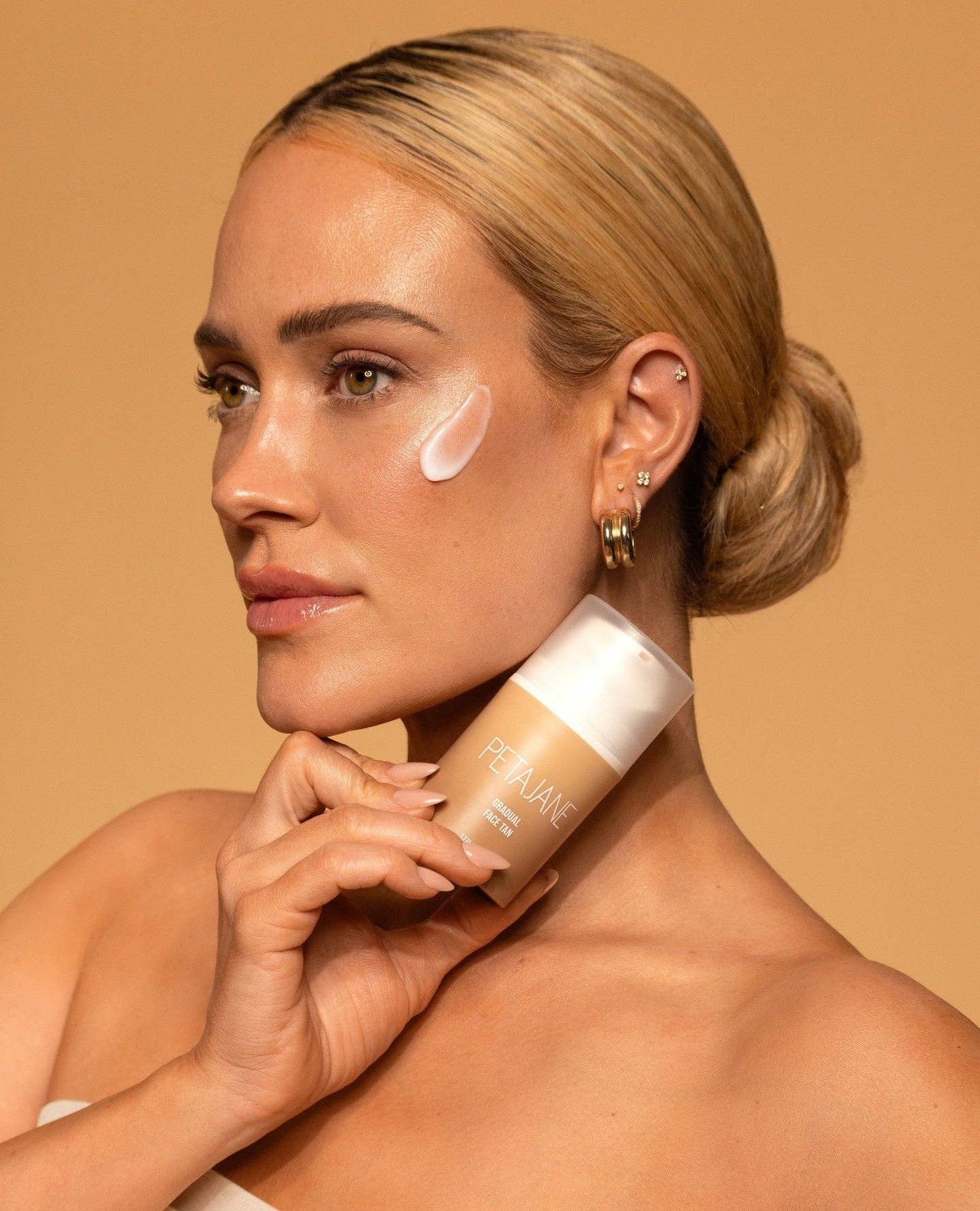 Peta Jane | Gradual Face Tan