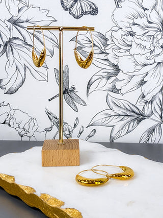 Gold Hammered Crescent Hoop | 18K Gold