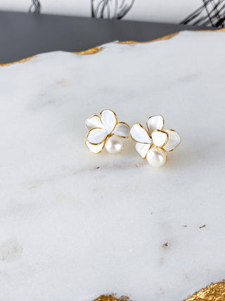 Butterfly Petal Pearl Earrings, five small white petals with gold edge and small pearl beneath. Post back