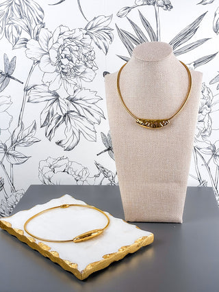 Delilah Hammered Magnetic Necklace | 18k Gold