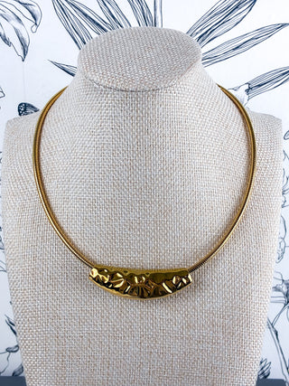 Delilah Hammered Magnetic Necklace | 18k Gold