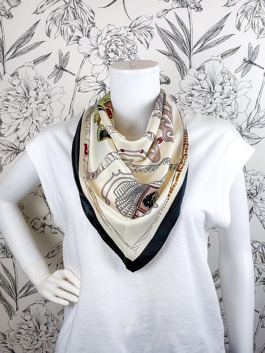Triangle Scarf Equestrian | White