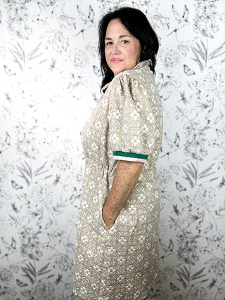 Hadley Floral Zip Up Dress | Curvy