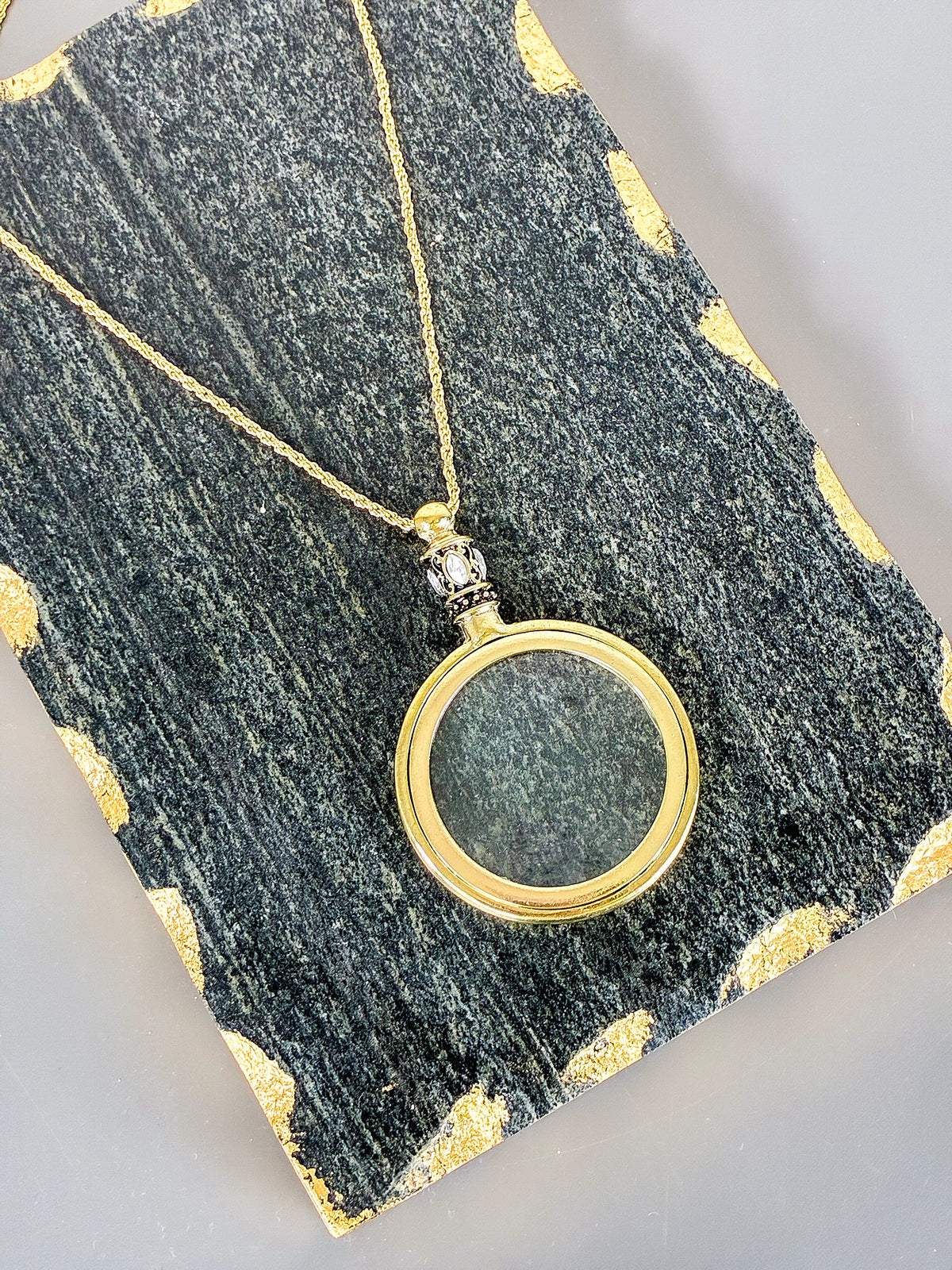 Gilded Glass Gold Magnifying Necklace | The Tizana