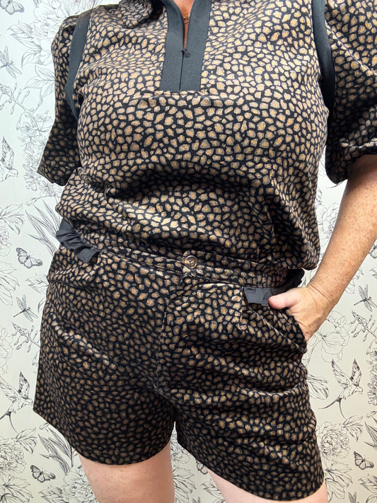 Corduroy spotted brown black short VOY 