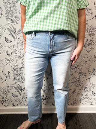 Rachel Mom Jean  | Performance Wash