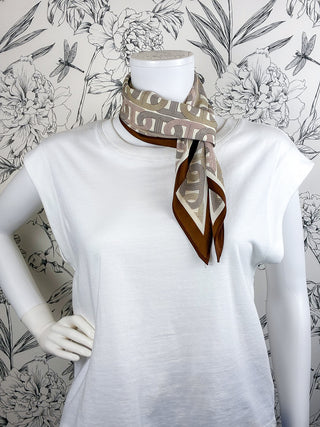 Triangle Scarf | Brown