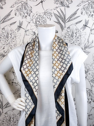 Triangle Scarf | Blk Gold