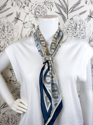 Triangle Scarf | Blue