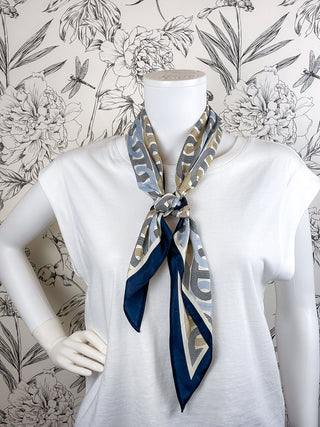 Triangle Scarf | Blue