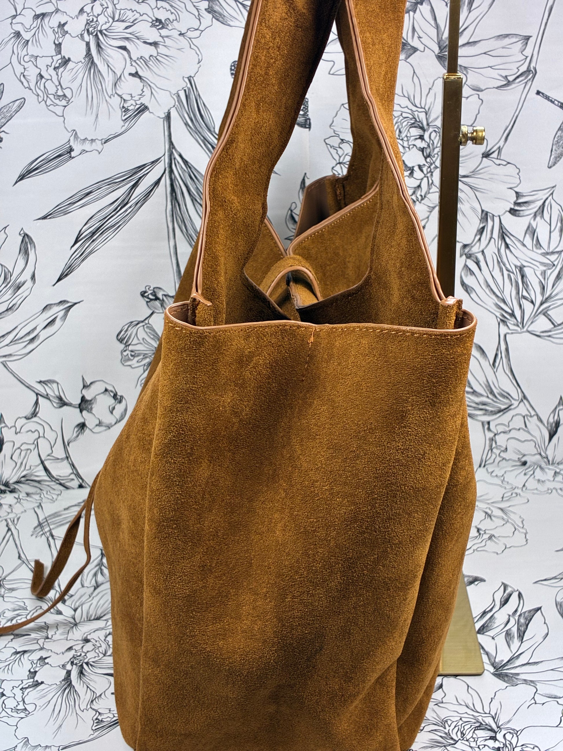 Sedona Tote in Cognac - Best & Co. Boutique