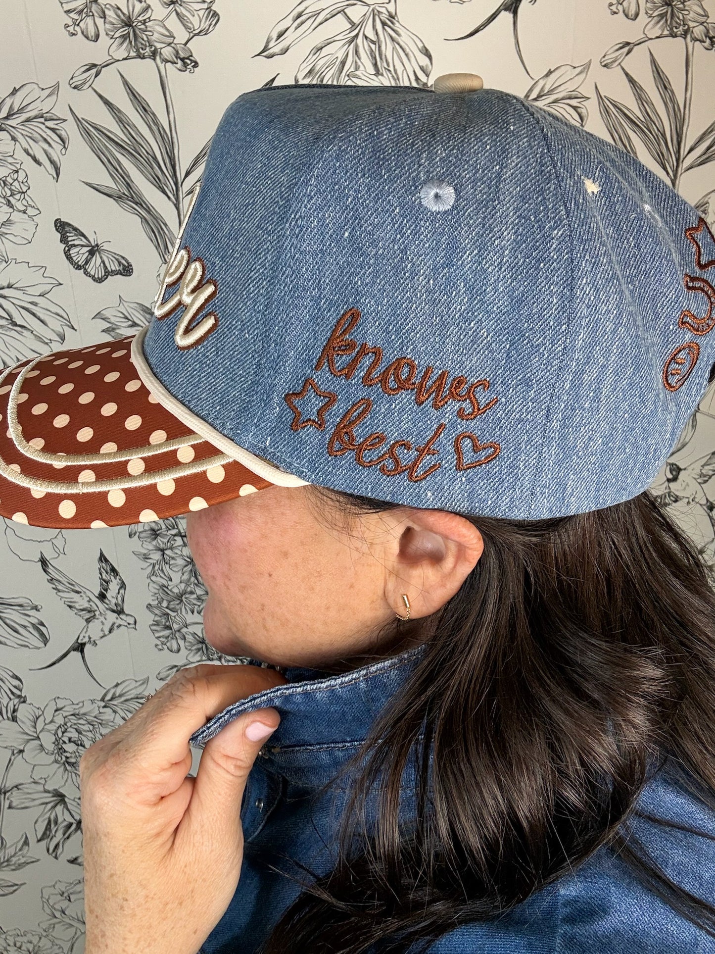 Mother (Knows Best) Hat
