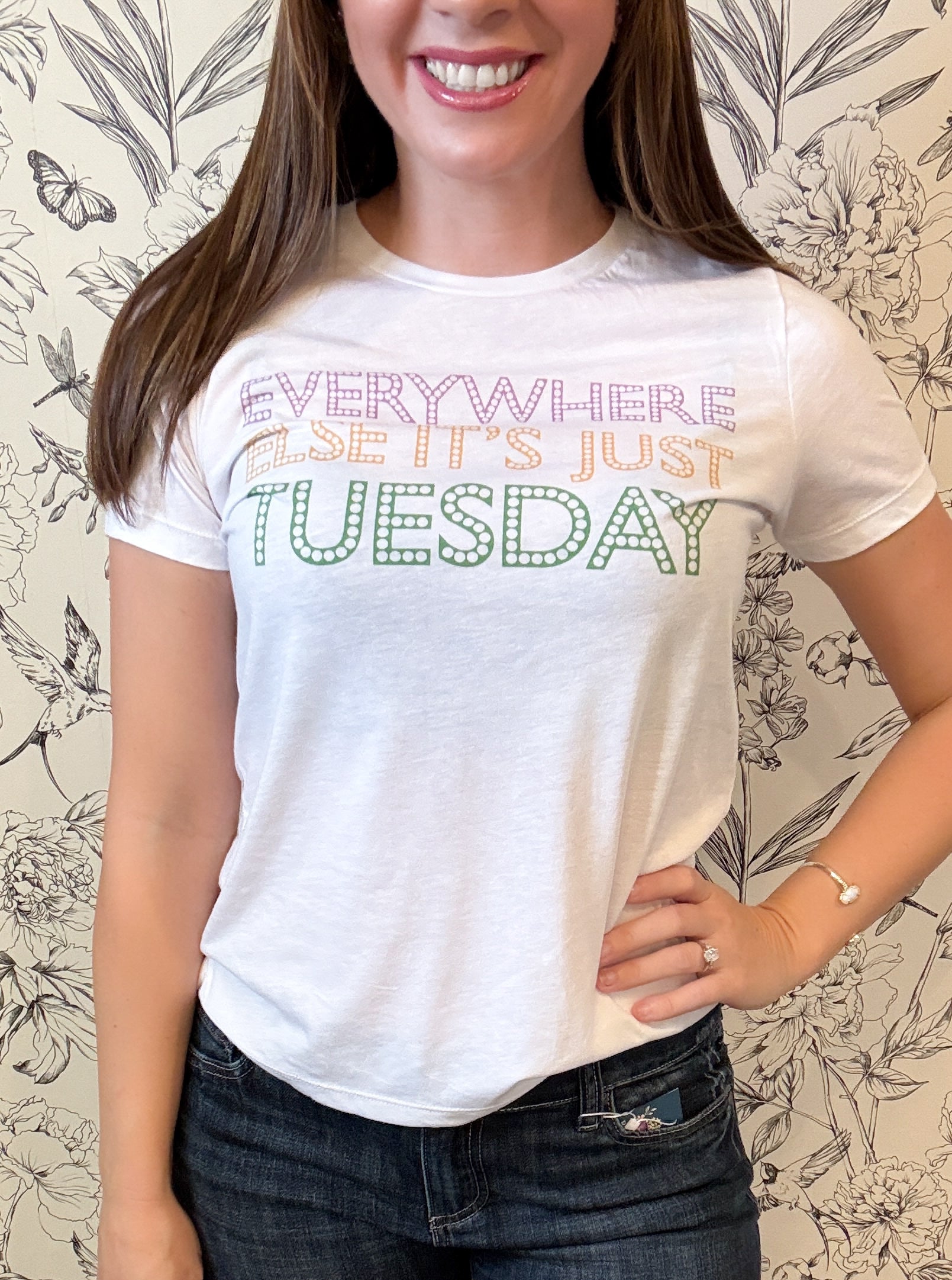 Everywhere Else Mardi Tee - Best & Co. Boutique