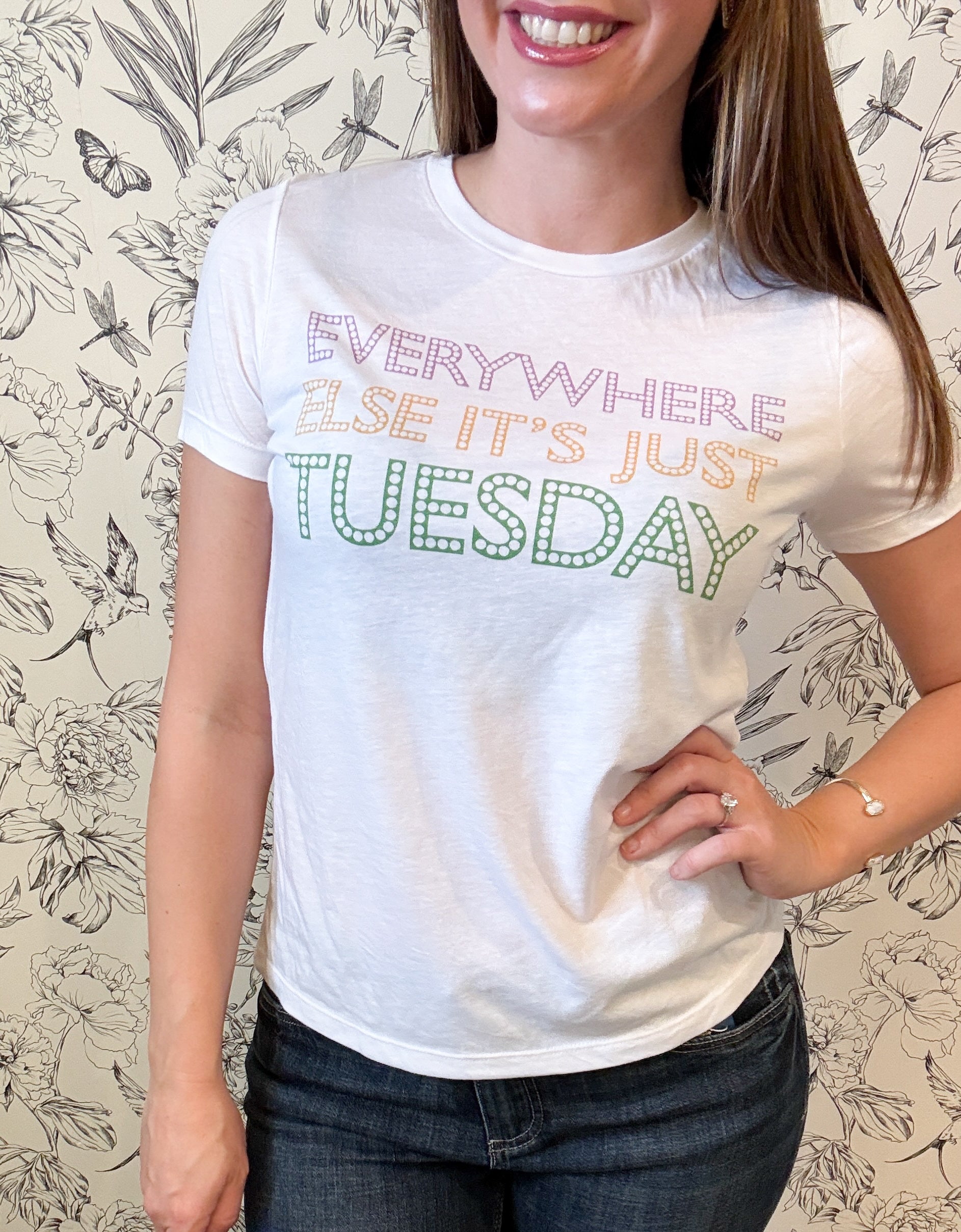 Everywhere Else Mardi Tee - Best & Co. Boutique