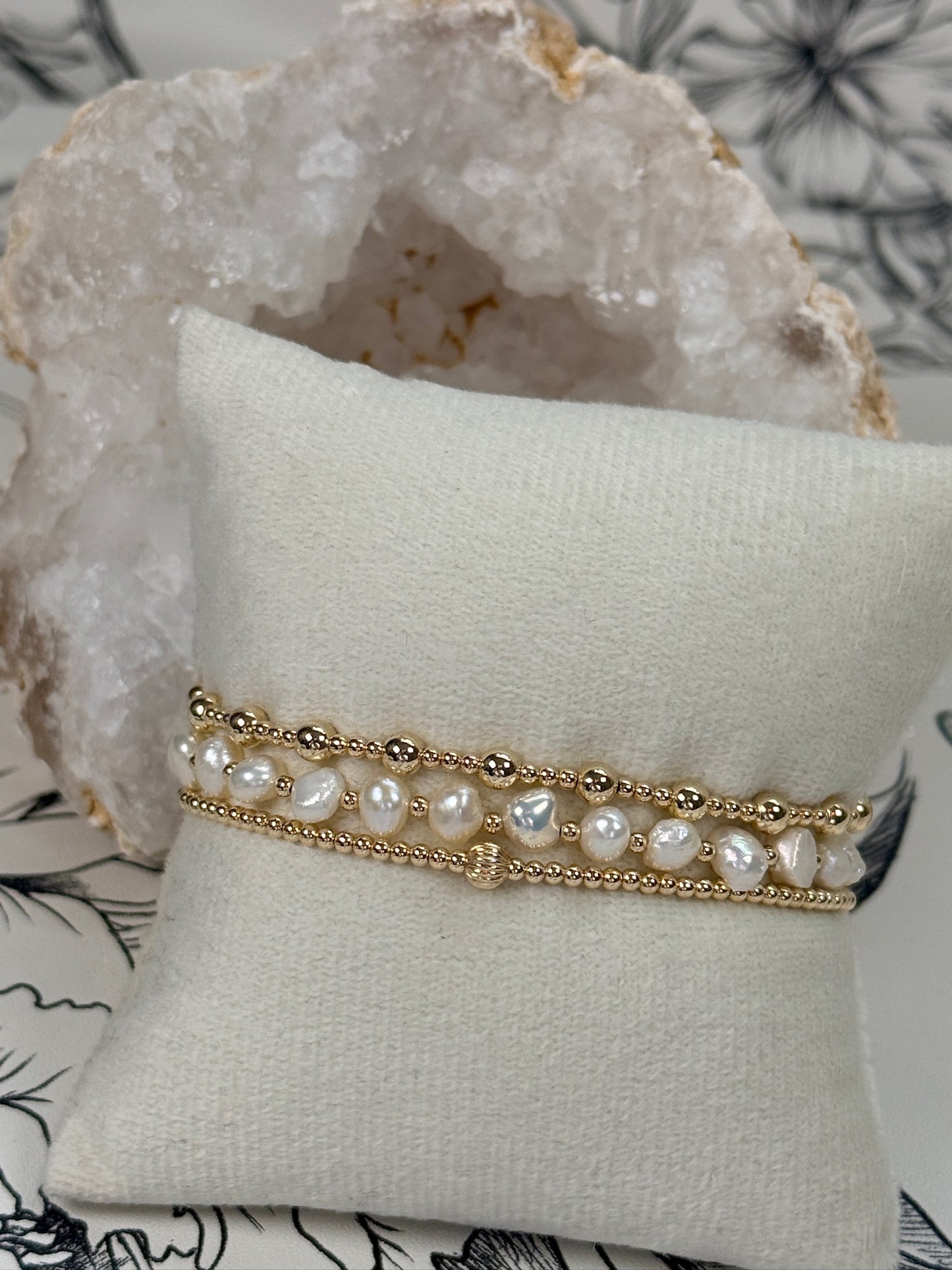 Amelia | Gold/Pearls 6.5" - Best & Co. Boutique
