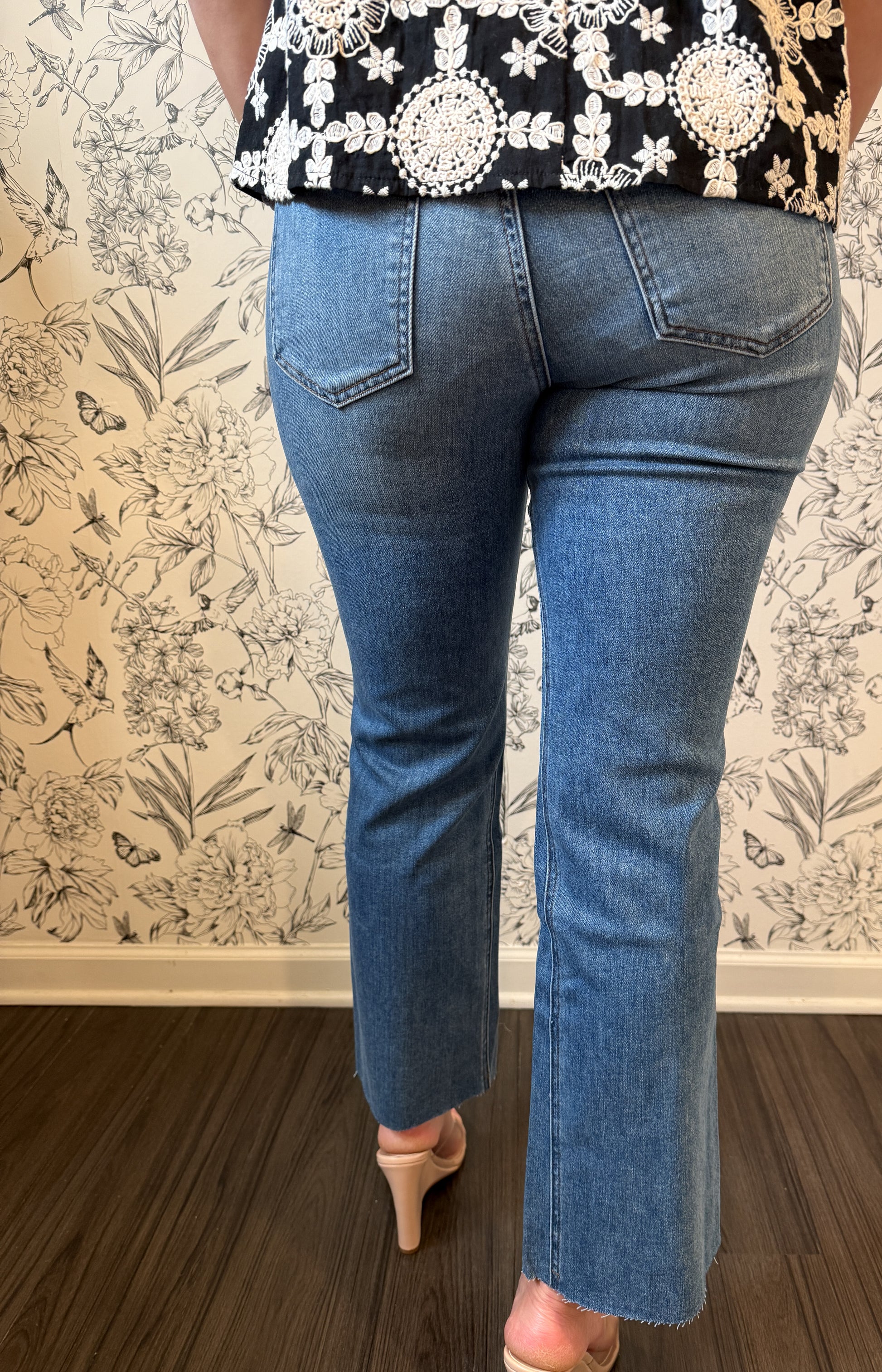 The Kelsey in Brace Wash - Best & Co. Boutique