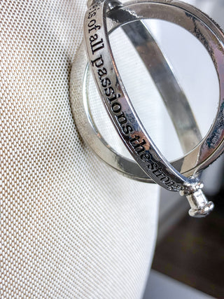 Silver Linings Magnifying Necklace