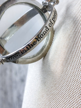 Silver Linings Magnifying Necklace