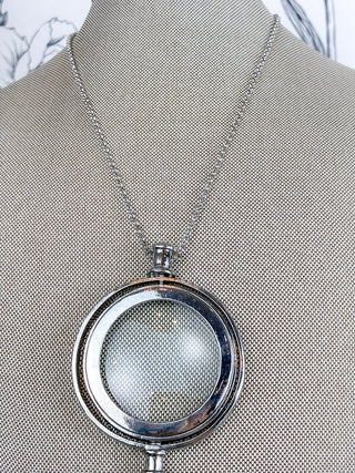 Silver Linings Magnifying Necklace
