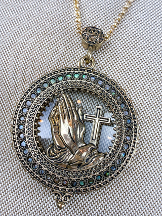 Prayerful Heart Magnifying Necklace