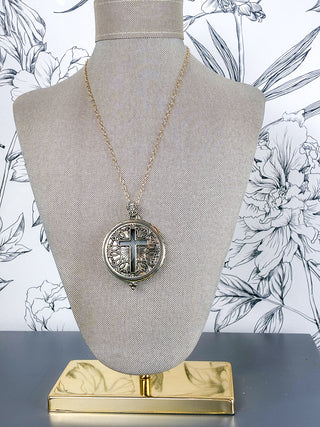 Heirloom Cross Magnifying Necklace