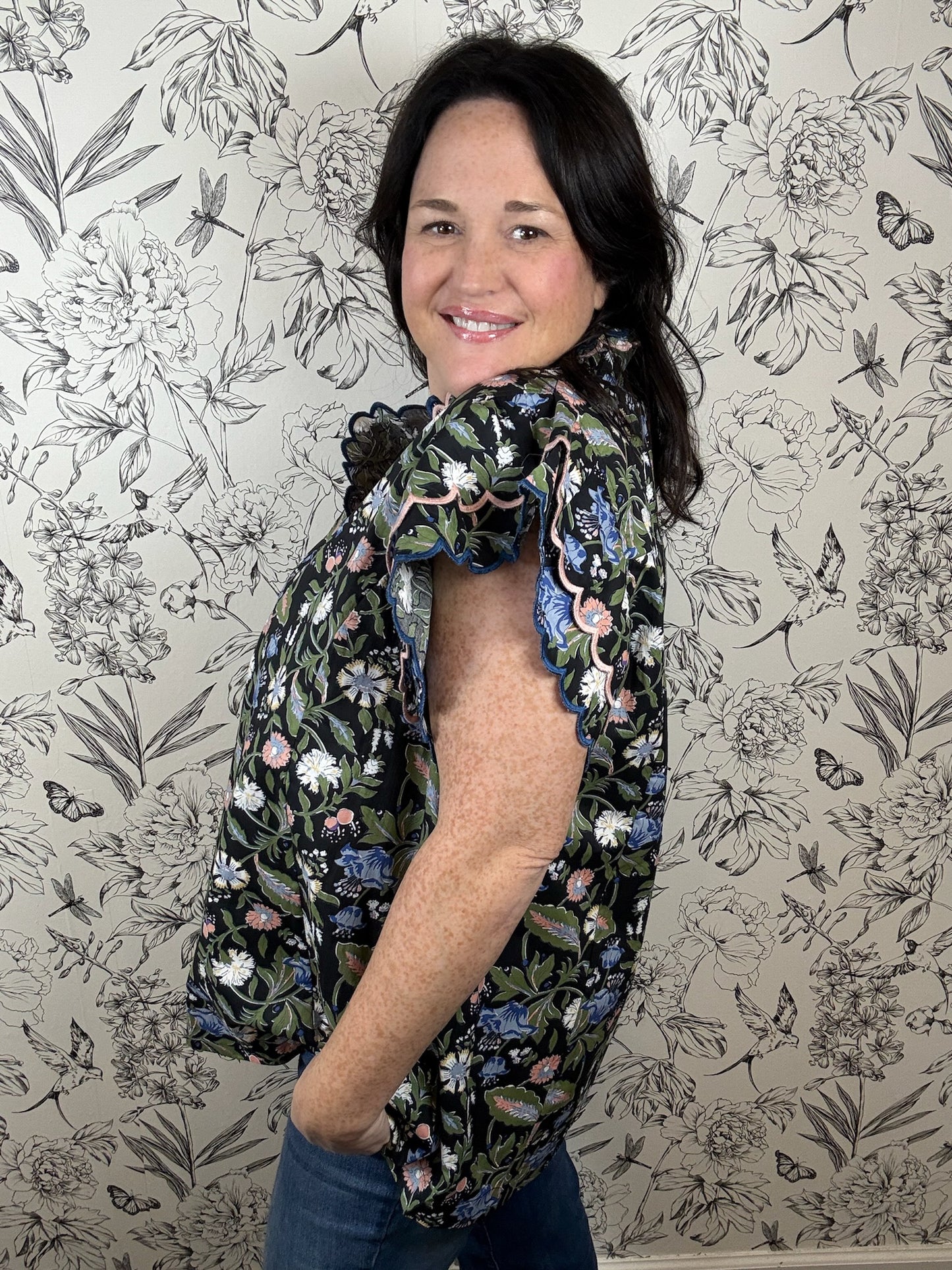 Floral Noir Flutter Curvy