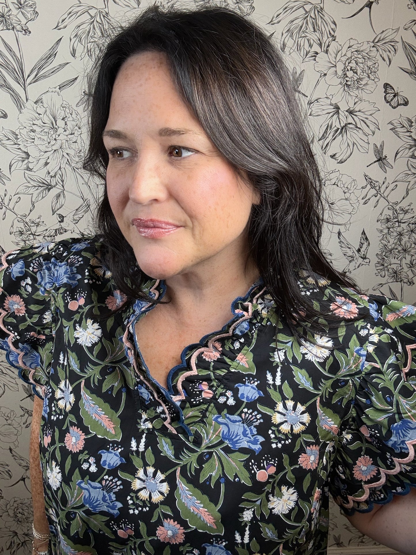 Floral Noir Flutter Curvy